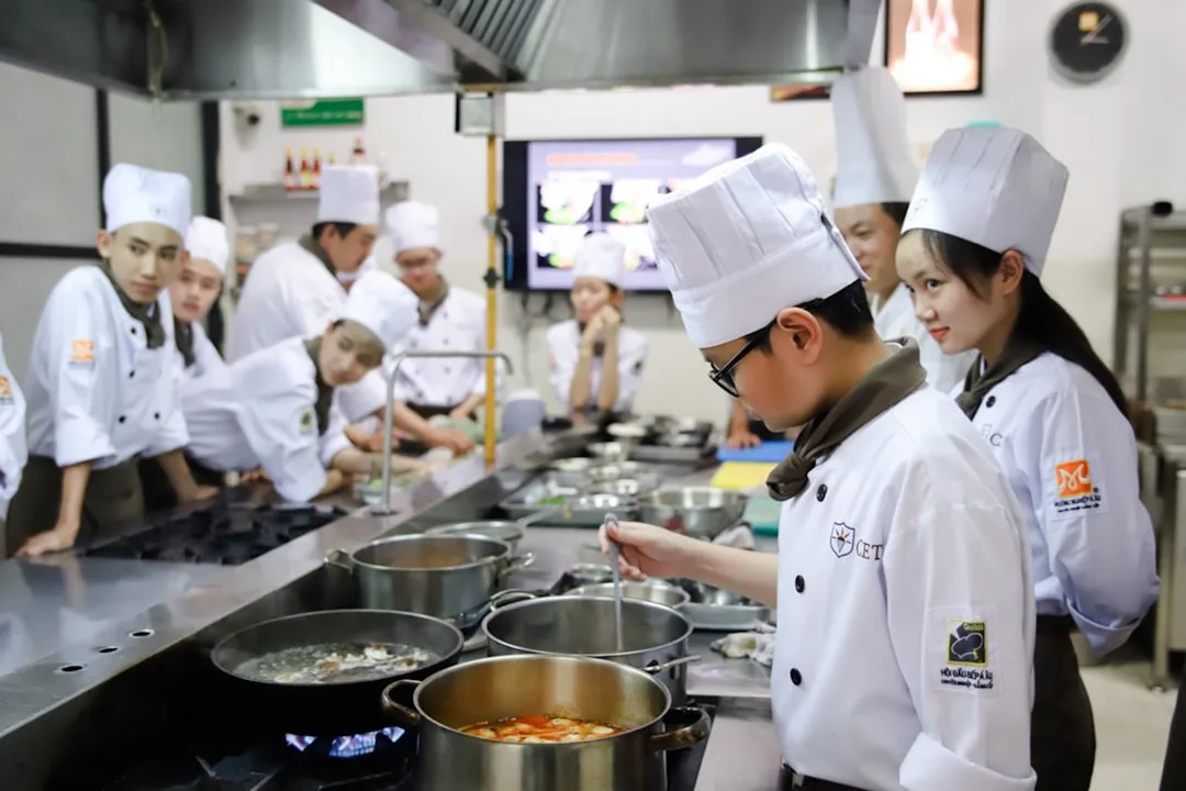 Immersive Asian Cooking Schools: A Week-Long Culinary Adventure