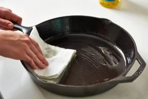 Cast Iron Skillet Care: Real Tips for Seasoning and Maintenance