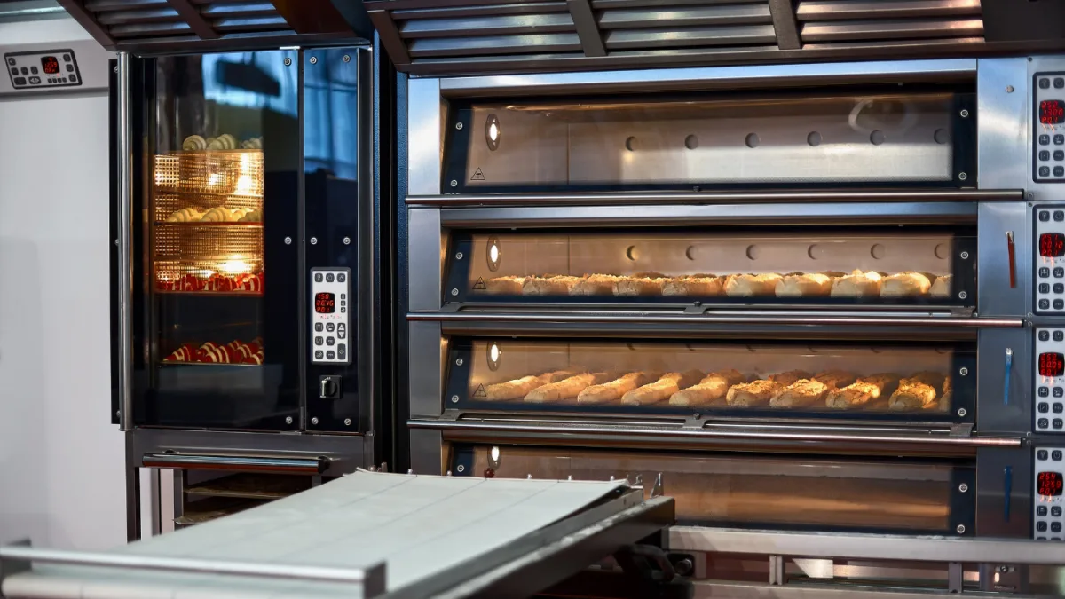 Choosing Your Bakery's Best Oven: Types & Key Needs