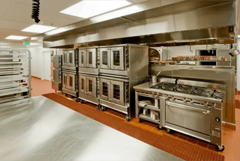 Choosing the Right Commercial Oven for Your Restaurant: What Fits?