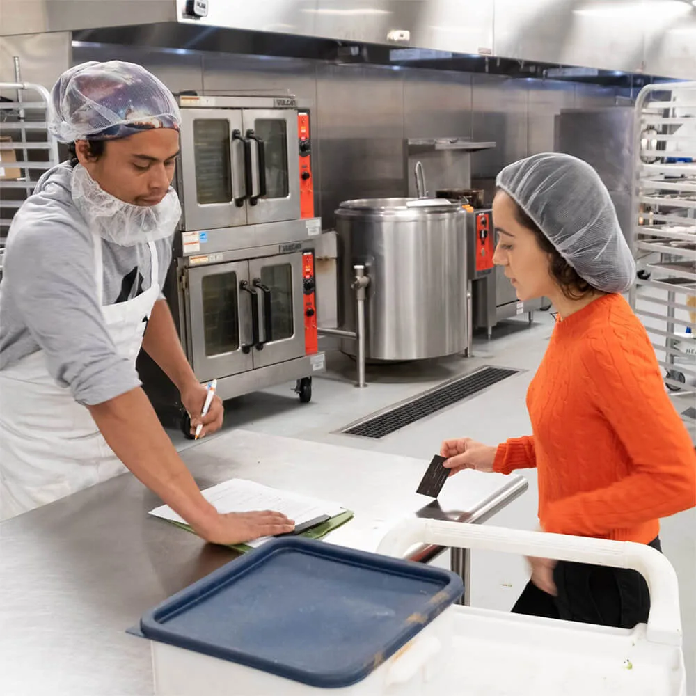 Commercial Kitchen Techniques for Home Cooks: How to Scale Down Pro Methods Without Losing the Magic