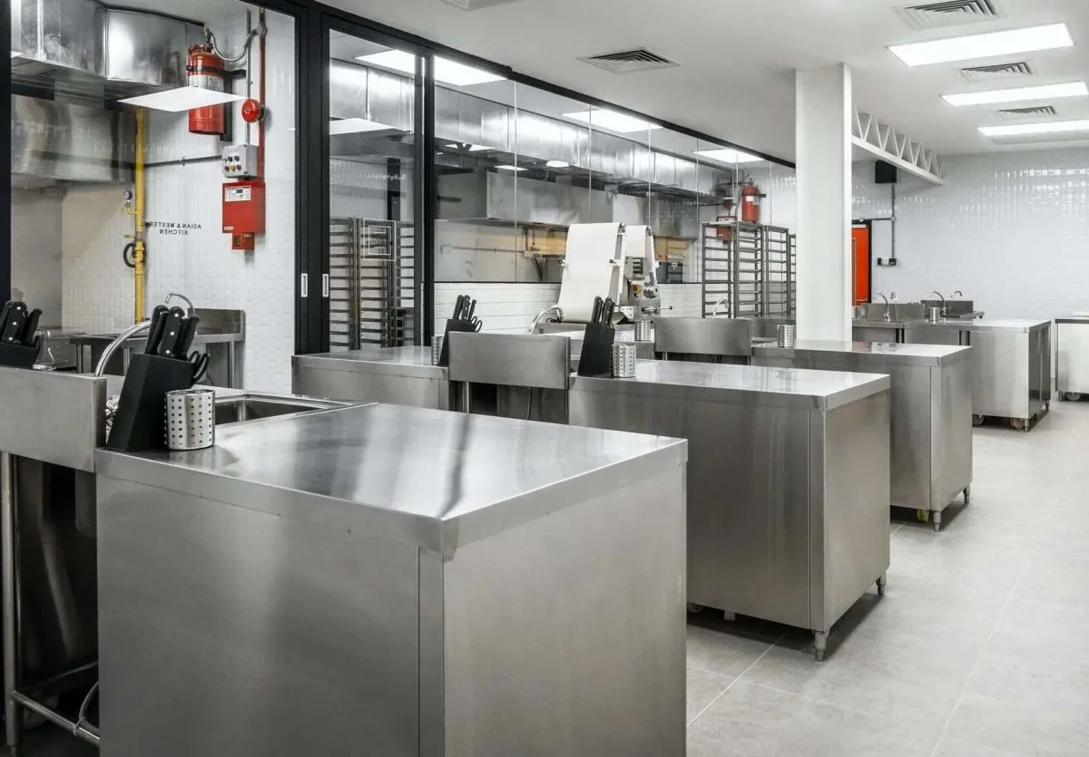Designing High-Volume Kitchens That Actually Work