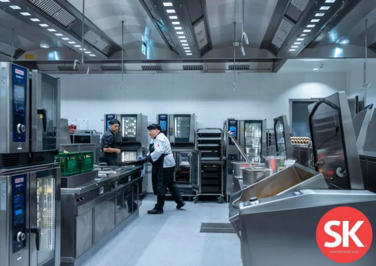 The Ultimate Guide to Energy-Efficient Equipment for Modern Kitchens