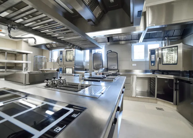 The Ultimate Guide to Energy-Saving Tips for Commercial Kitchen Equipment: Slash Costs Without Sacrificing Performance