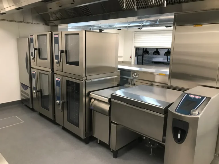 Slash Energy Bills: Smart Savings for Professional Kitchen Equipment