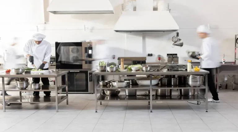 Ergonomics Tips: Reducing Strain for Kitchen Staff