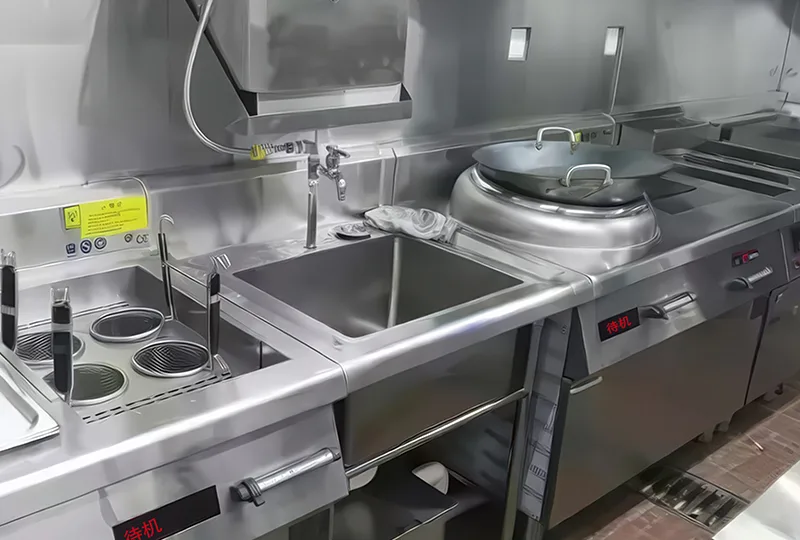 Thai-Indian Fusion Kitchen: Must-Have Gear & Gadgets