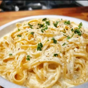 The Secret to Perfect Fettuccine Alfredo: It's All About the Butter
