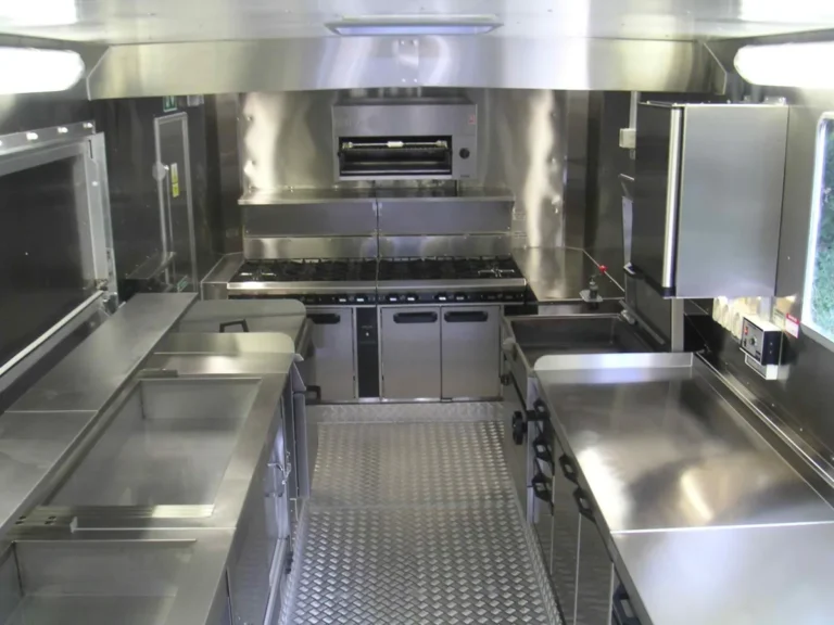 Maximizing Space Efficiency in Food Truck Design Layout