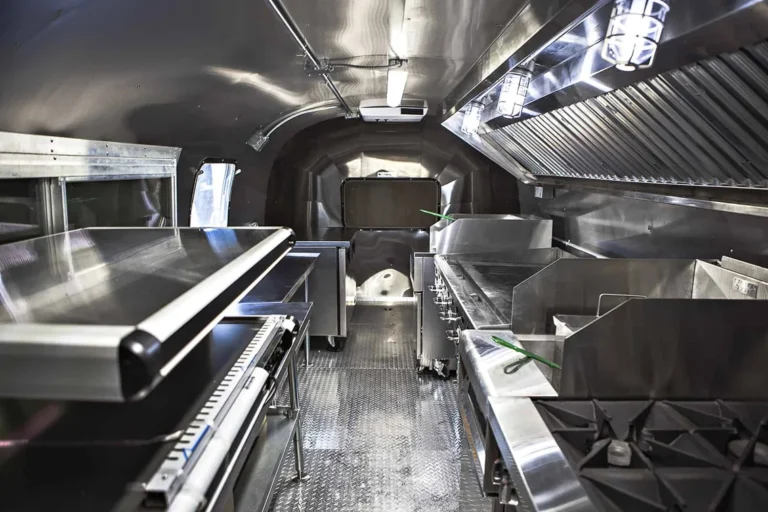 Mastering Food Truck Design: Top Mobile Kitchen Layout Tips