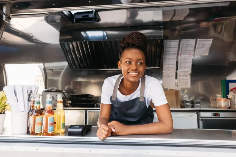 A Day in the Life of a Food Truck Owner: Navigating the Mobile Kitchen