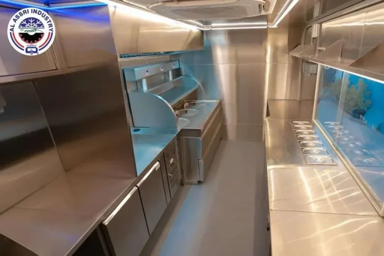 Food Truck vs. Cafe in UAE: Which is Best?