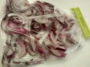 Mastering Freeze-Diced Onions: No Smell, No Leakage