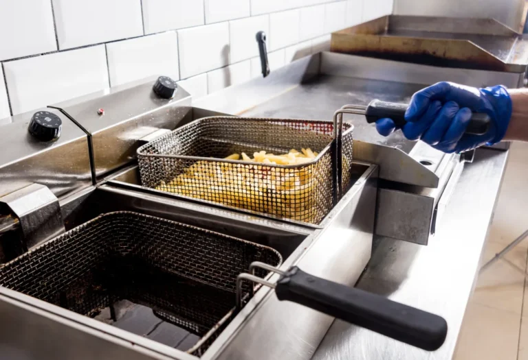 Fryer Oil Safety: How to Prevent Kitchen Accidents and Keep Your Space Secure