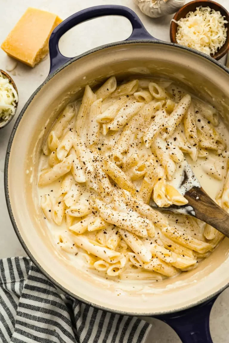 Mastering the Art of Heating Pasta in Cheesy Cream Sauce: Tips and Tricks