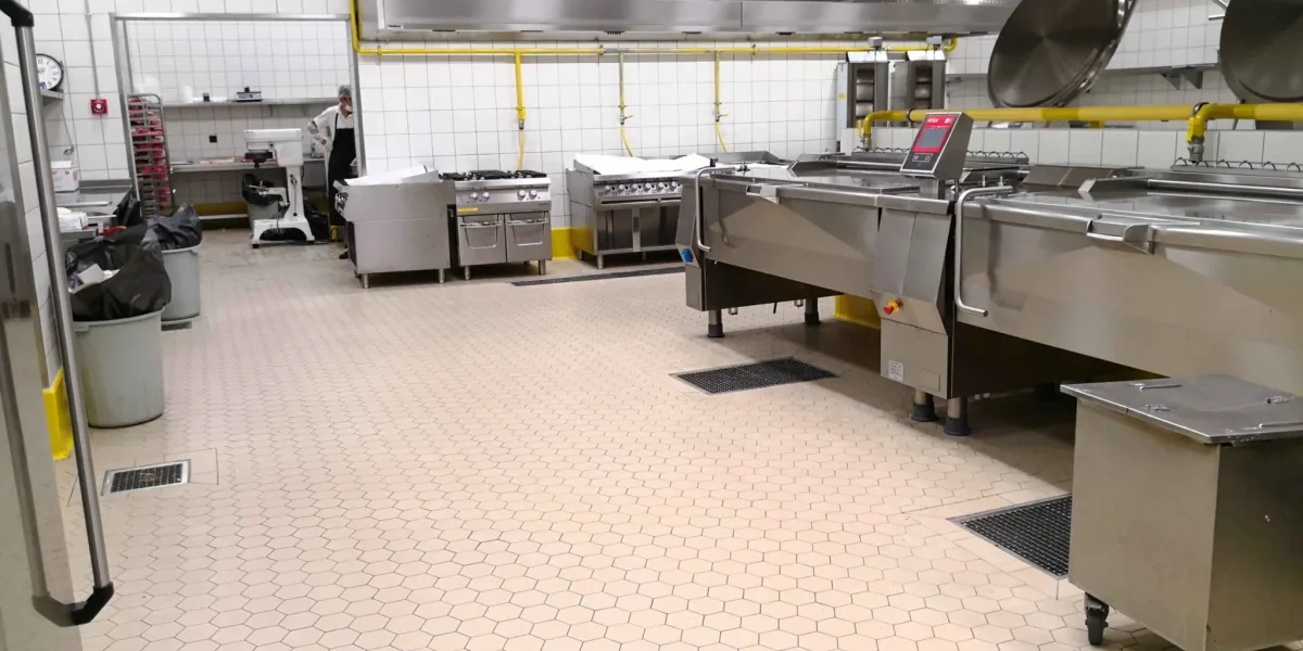 How to Prevent Ceramic Pot Cracking in Commercial Kitchens: A Chef’s Survival Guide