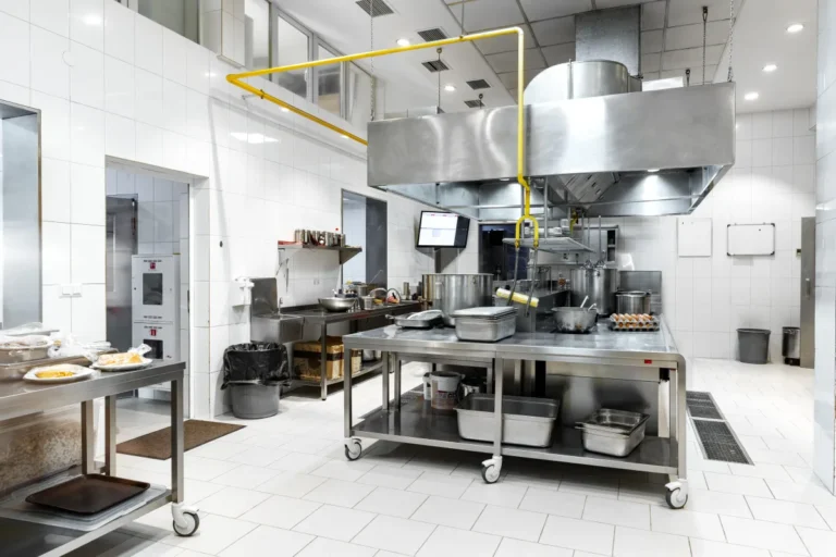 How to Store Honey in a Commercial Kitchen: Best Practices You’re Probably Overlooking
