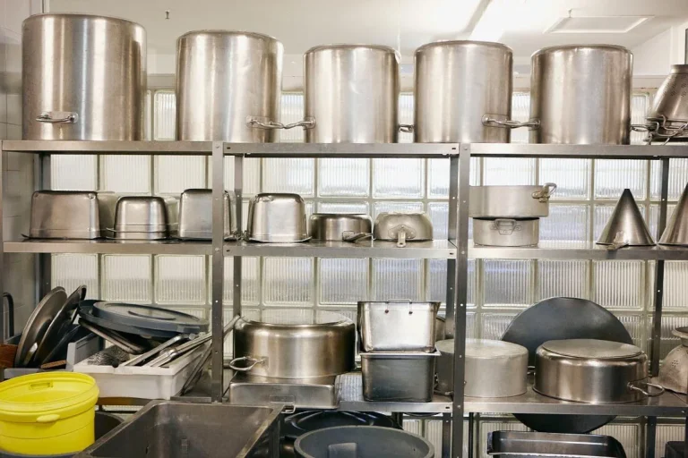 The Ultimate Guide to Identifying Commercial Kitchen Pans