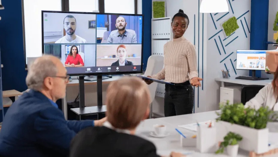 Hybrid Teams: Real Talk on Challenges & Making It Work