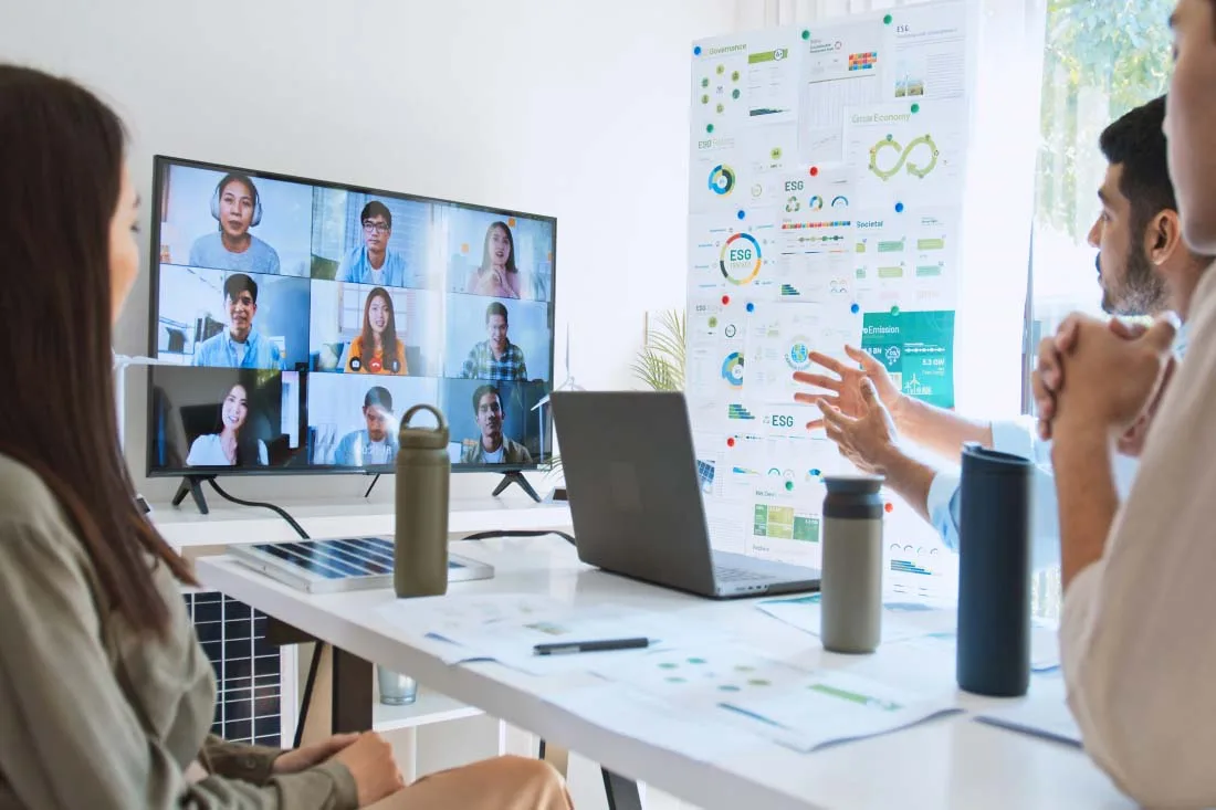 Hybrid Teams: Real Talk on Challenges & How to Fix Them