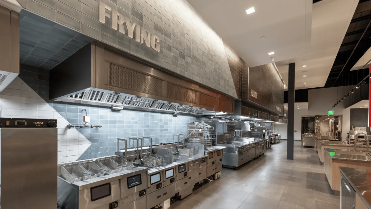 Maximizing Air Fryer Efficiency in Commercial Kitchens: A Chef’s Guide to Speed, Savings, and Smarter Cooking