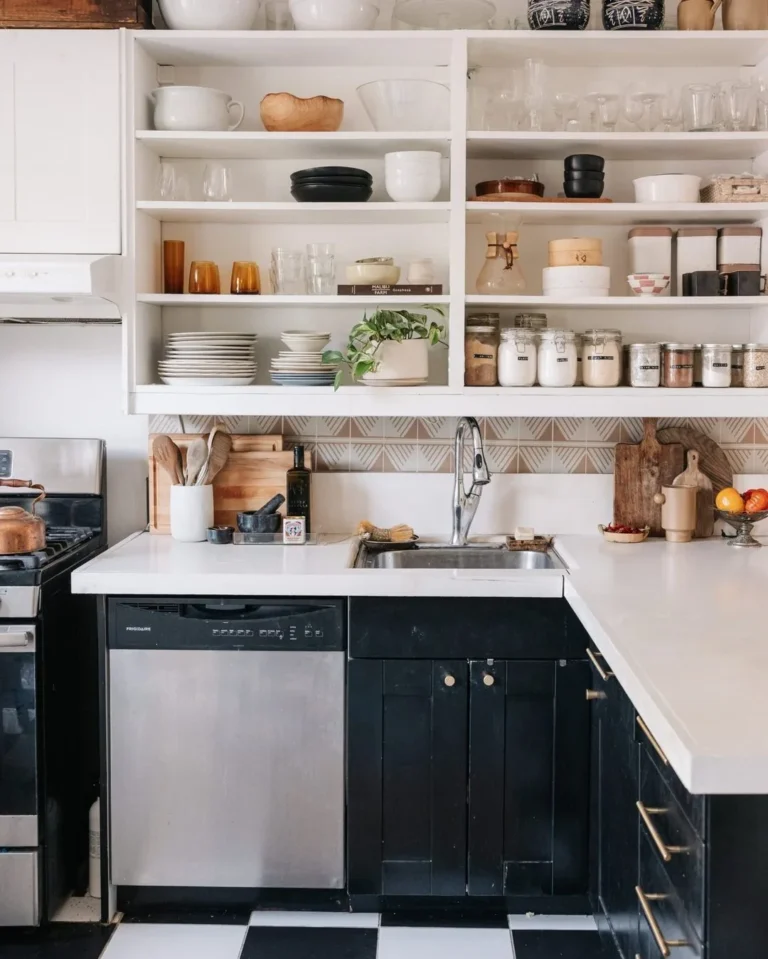 Smart Counter Space Ideas for Small Kitchens