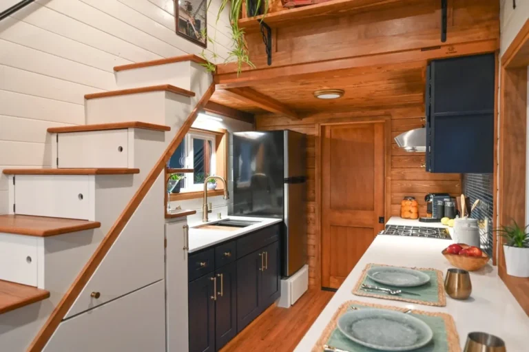 Tiny Home, Big Freedom: My Nashville Minimalist Path