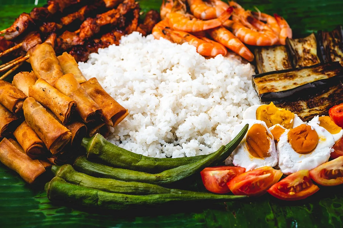 Must-Try Dishes to Taste Your Country's Cuisine: A Culinary Journey