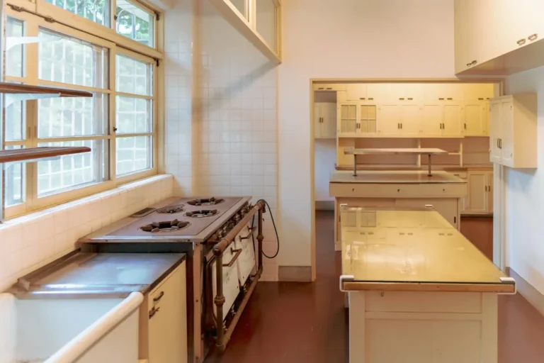 Old-School Recipes in Rotation: A Nostalgic Journey Through Timeless Classics