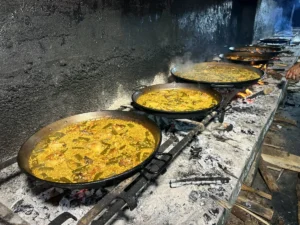 Mastering Paella: Avoid Scorching with These Cooking Tips