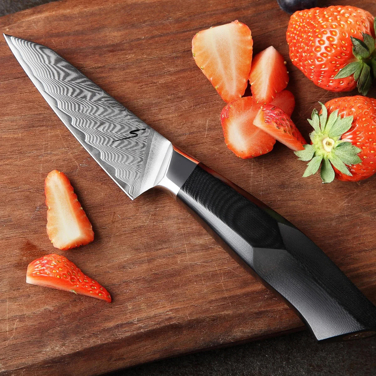 Paring Knives: Your Kitchen's Quiet Indispensable Tool