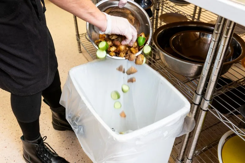 Reducing Food Waste in a Restaurant Kitchen: A Comprehensive Guide