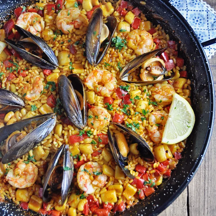 Seafood Paella Recipe: Authentic Spanish Flavors for Your Kitchen