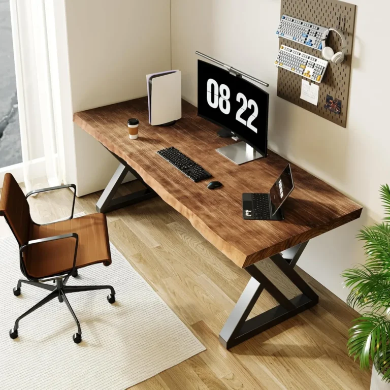 Desk Job Stretches: Quick Fixes for That Awful Stiffness