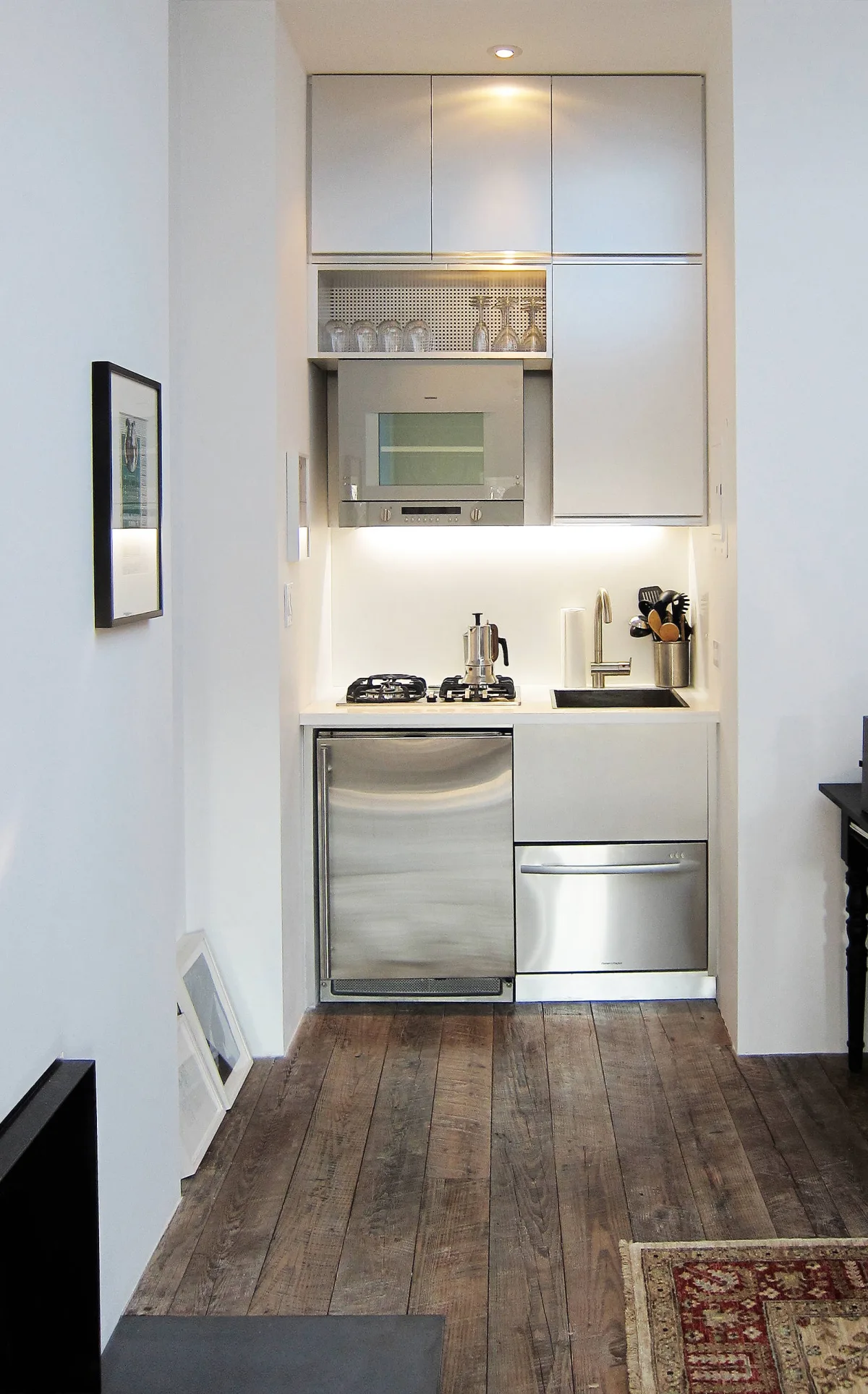 Small Kitchen Solutions for Urban Living: How to Cook Big in Tiny Spaces (Without Losing Your Mind)