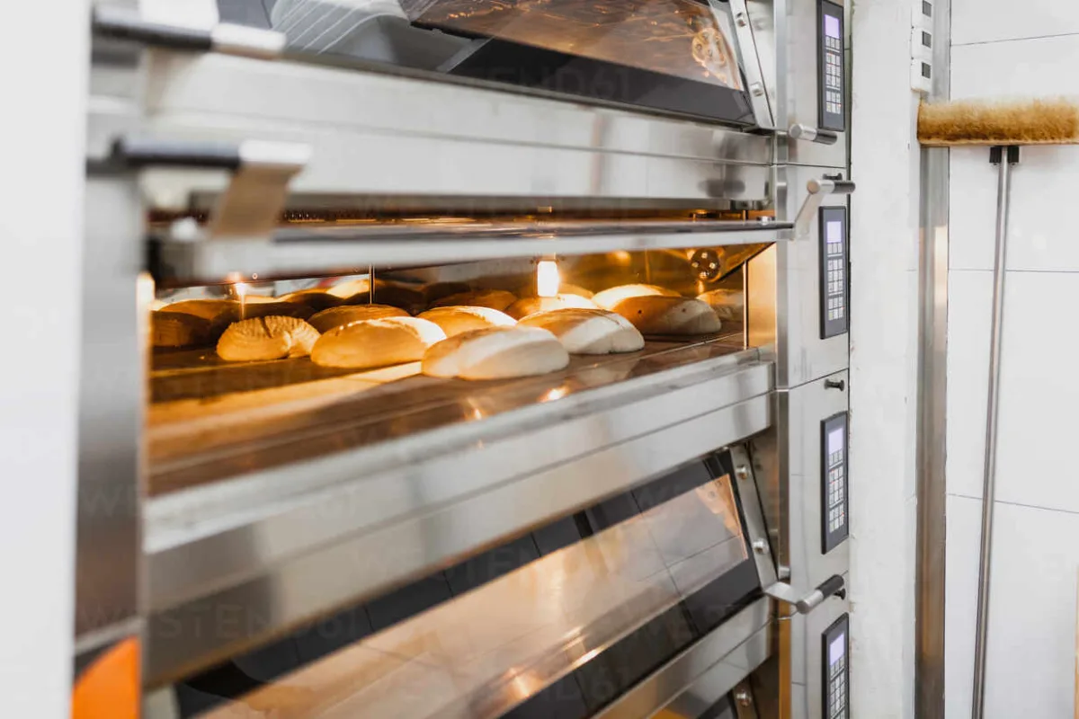 Best Commercial Ovens for Baking Bread: Baker's Choices
