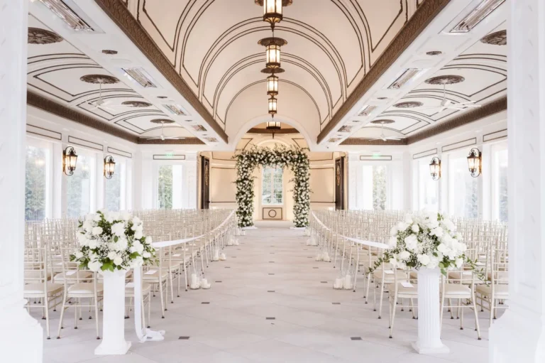 Dreamy Wedding Spots: Ditch the Ballroom, Find Your Unique Venue