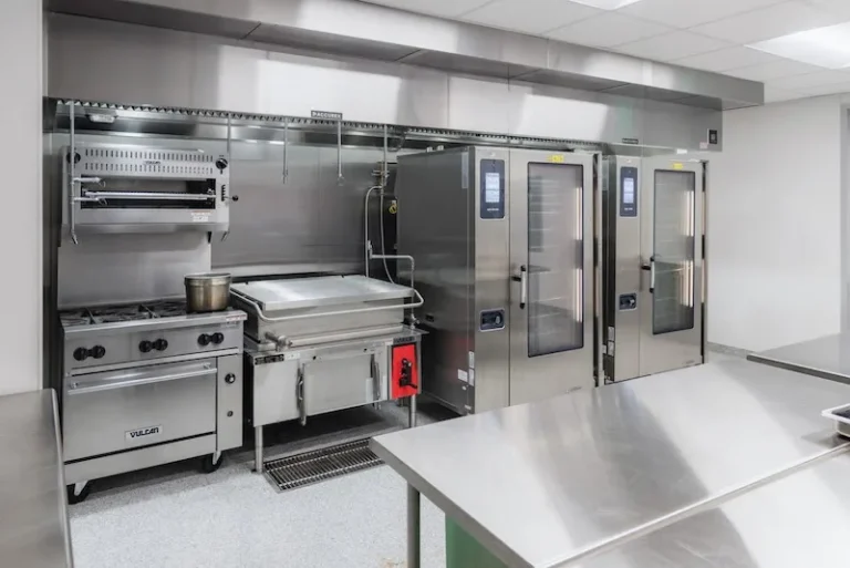 Choosing the Right Cooking Equipment for Your Restaurant