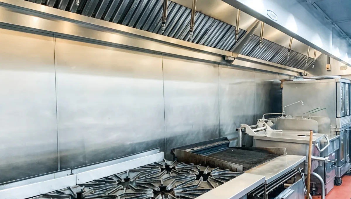 Commercial Kitchen Ventilation Tips: Keeping Your Cool in the Heat