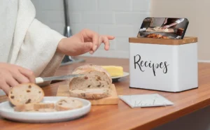 Ditch the Recipe Box: Digital Tools for Home Cooks