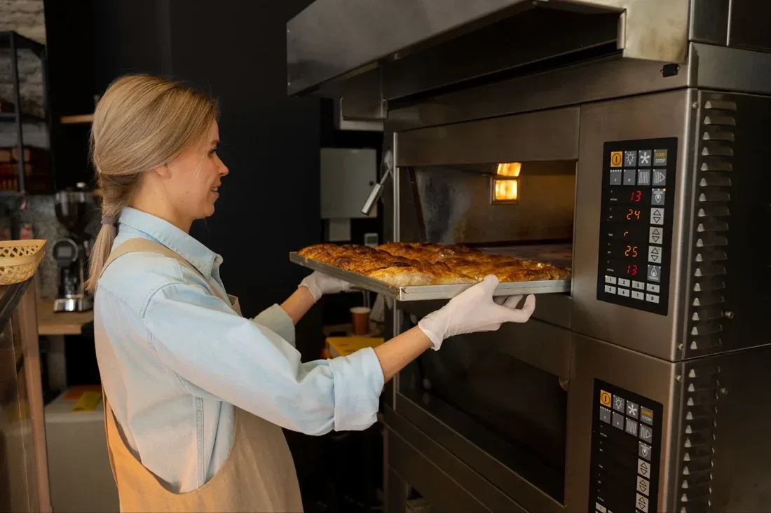 Choosing the Right Commercial Oven for Your Restaurant