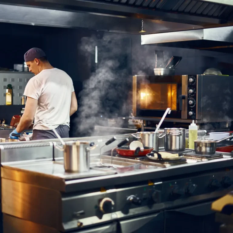 Innovative Cooking Techniques Shaping Commercial Kitchens