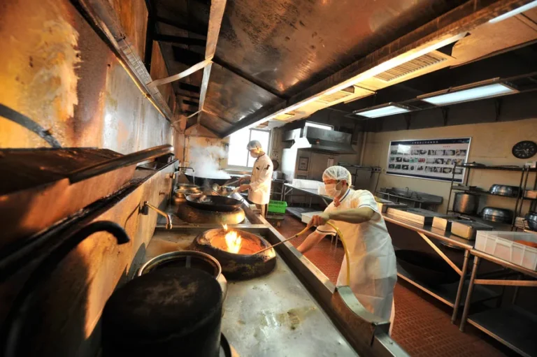 Makeup Air Systems for Restaurants: Breathe Easy, Cook Better