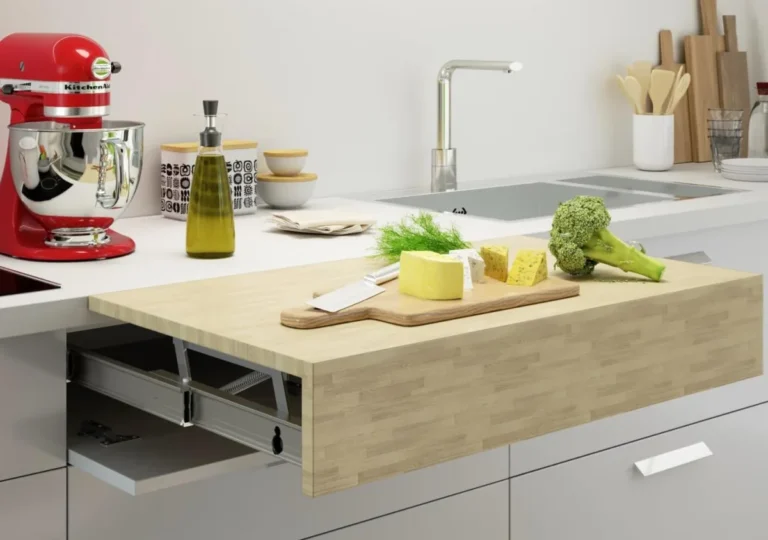 Creative Solutions: Multifunctional Furniture for Small Spaces