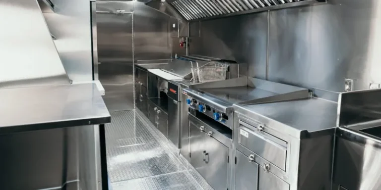 Food Truck Kitchen Layouts: Small Space, Big Flavor