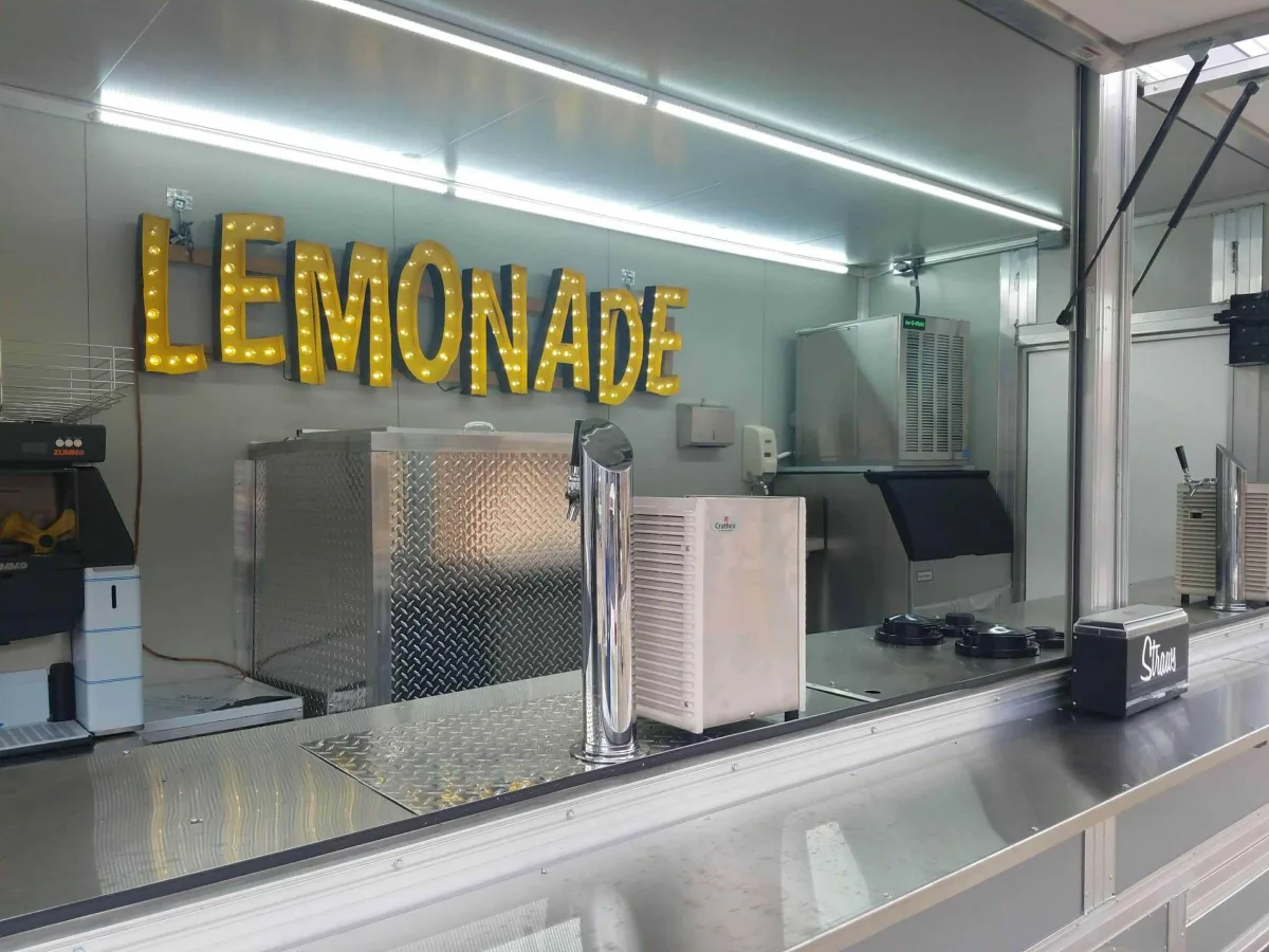 How to Properly Store Ice for Your Mobile Lemonade Trailer