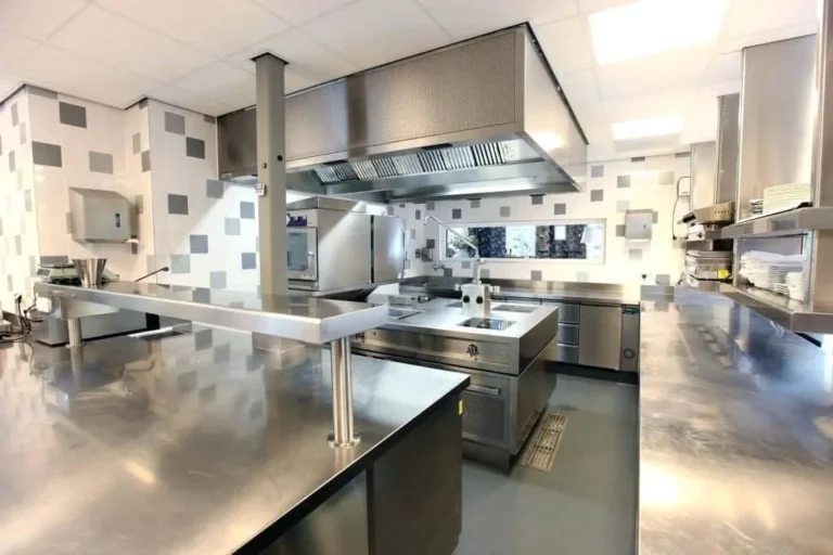 Small Restaurant Kitchen Design Ideas: Making the Most of Limited Space