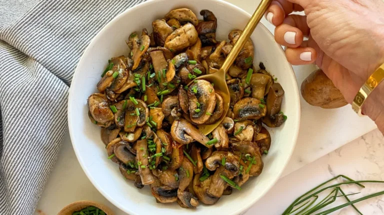 White Mushroom Magic: Simple Recipes & Creative Kitchen Hacks